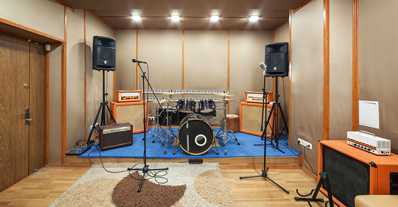 Studio d'enregistrement à Pantin